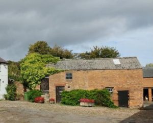A barn in England, CozyMedley