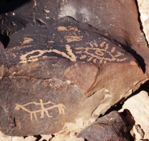 Petroglyphs on Mount Karkom plateau, CozyMedley
